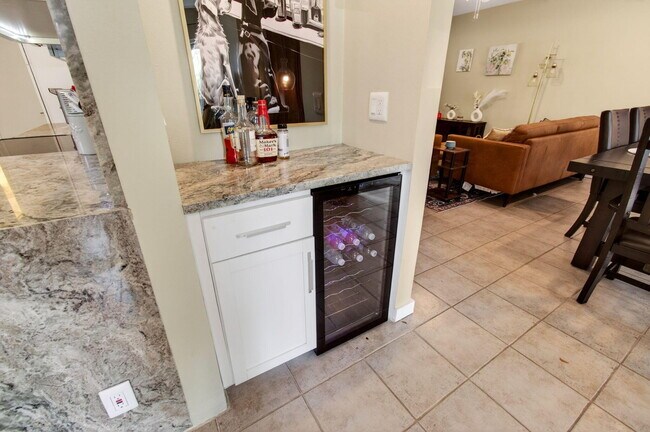 Building Photo - 149 NW 70th St