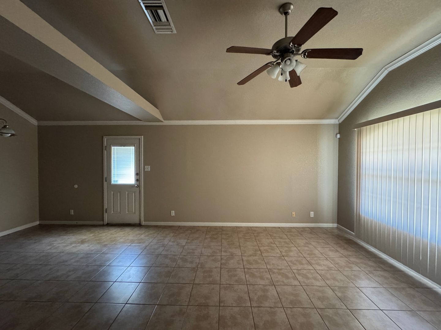 Building Photo - 1201 Powder River Dr