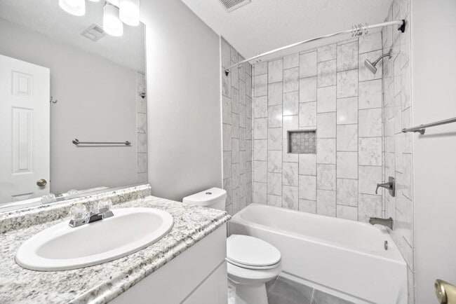 Building Photo - 1010 Society Way