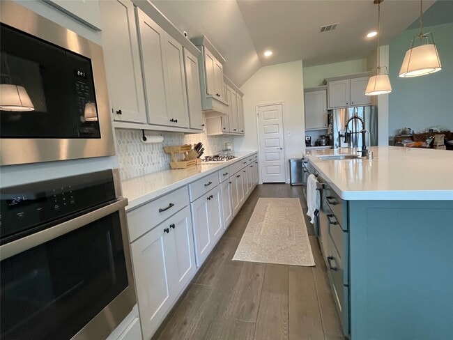 Building Photo - 13610 Thunder Stone Ln