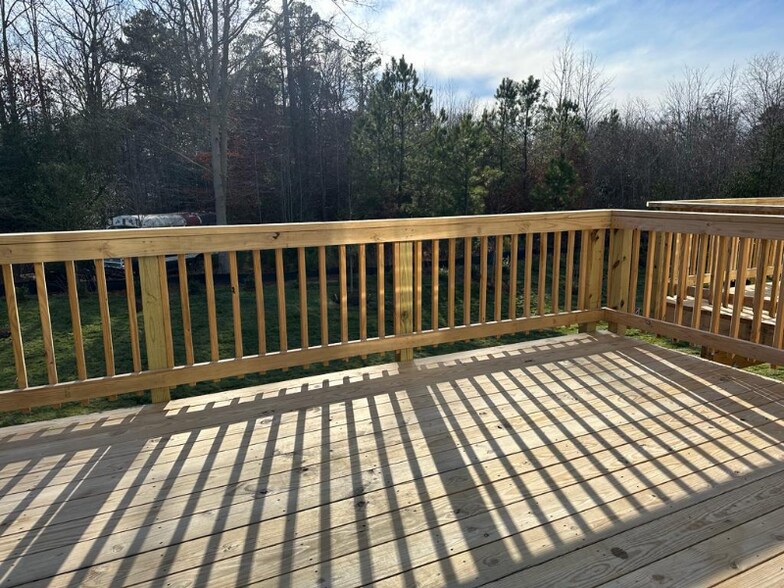 Building Photo - 619 Rivanna Hl Rd