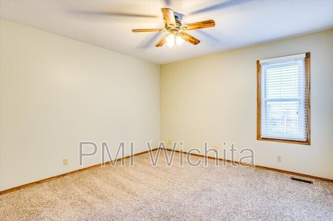 Building Photo - 3607 N Athenian St