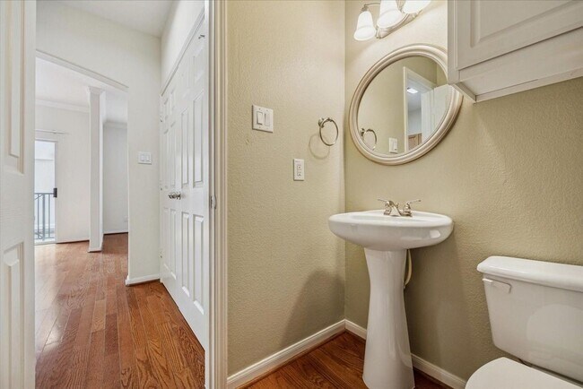 Building Photo - 12707 Boheme Dr