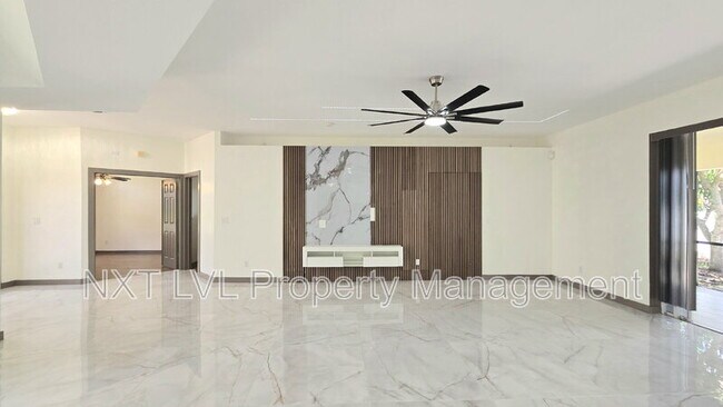 Building Photo - 511 SE 25th Terrace