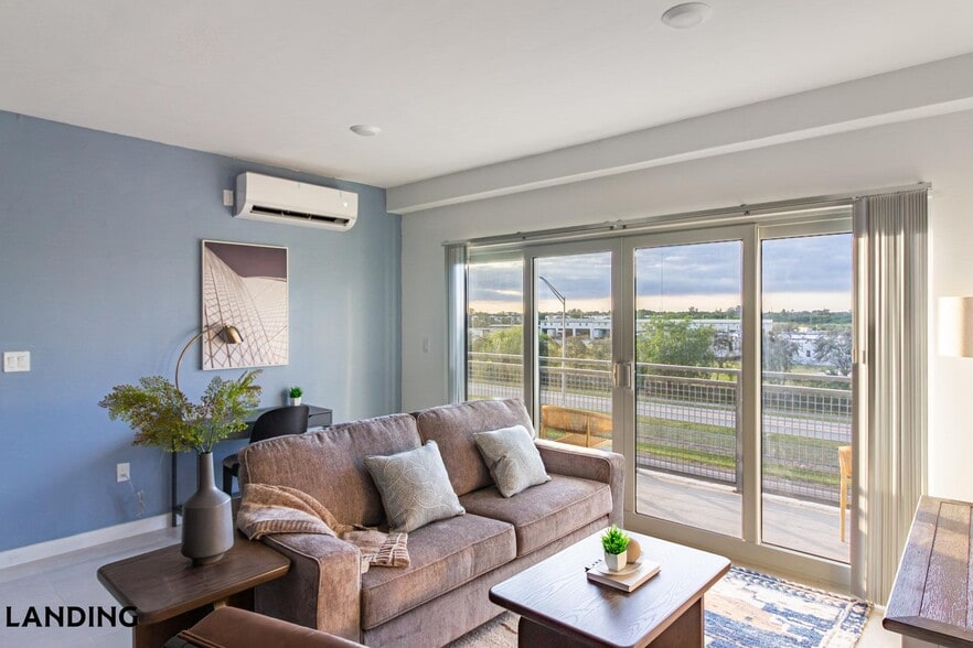 Building Photo - 25850 SW 140th Ct