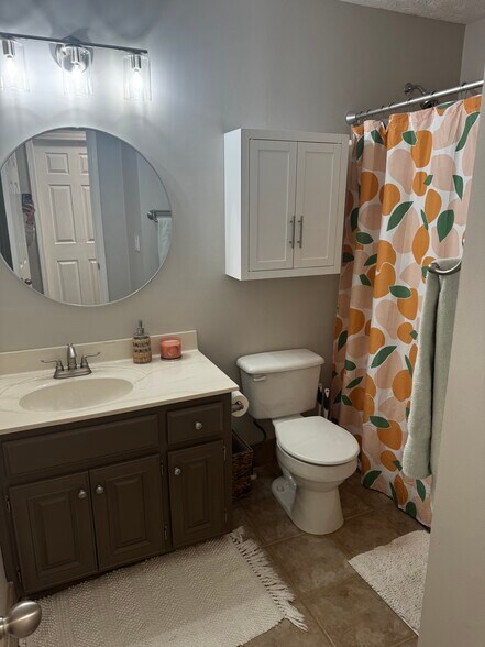 Building Photo - 4056 Lenox Park Dr