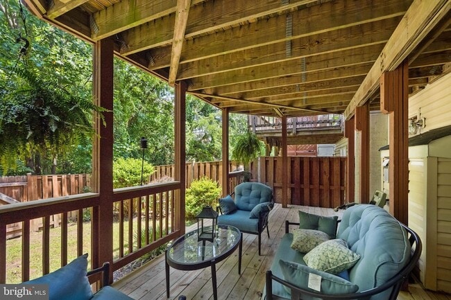 Building Photo - 2610 Grayton Ln