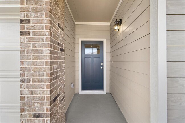 Building Photo - 225 Caddo Bnd