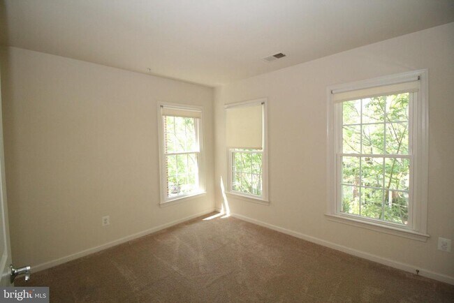 Building Photo - 326 Casey Ln