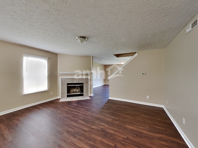 Building Photo - 7818 Sergi Canyon Dr