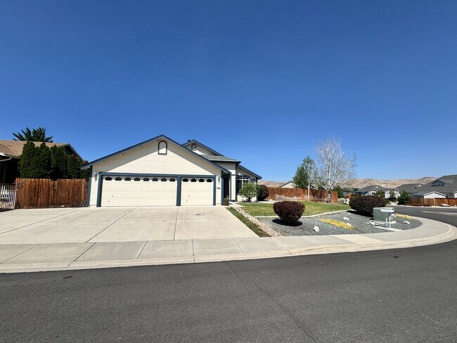 Building Photo - 4727 El Cap Ct