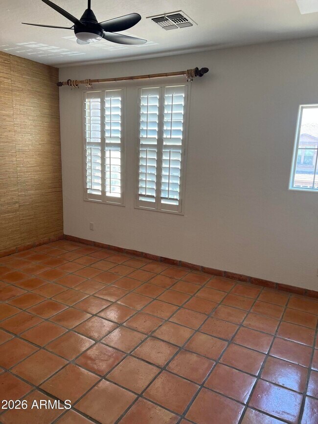 Building Photo - 3022 W Gran Paradiso Dr