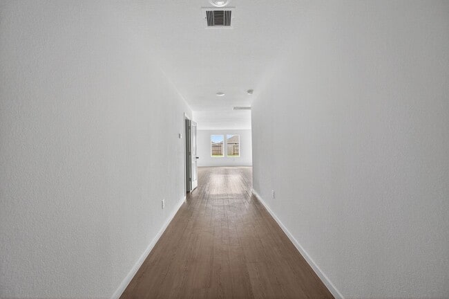 Building Photo - 26719 Prairie Smoke Ln