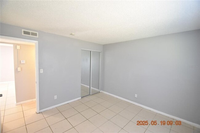Building Photo - 2207 Irene St
