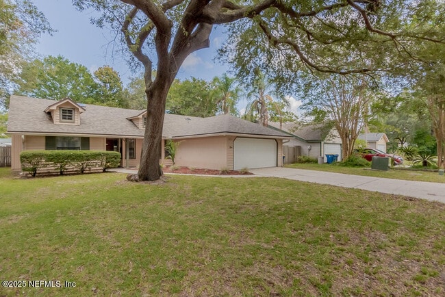 Building Photo - 3331 Ashridge Dr