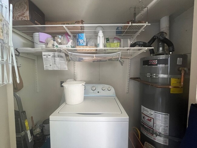 Building Photo - Stylish Second-Floor Condo in Sabre Springs – San Diego