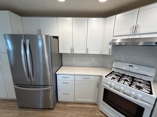 Building Photo - 5512 Murray St SE