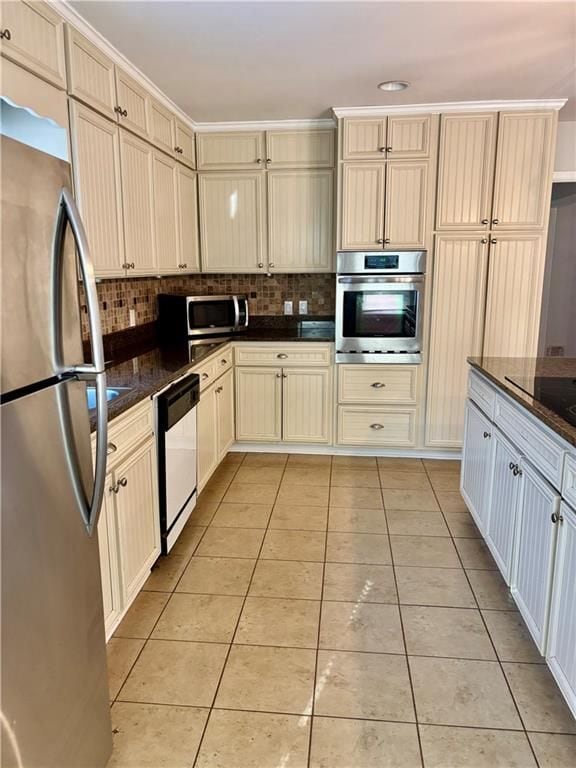 Building Photo - 150 Thompson Pl