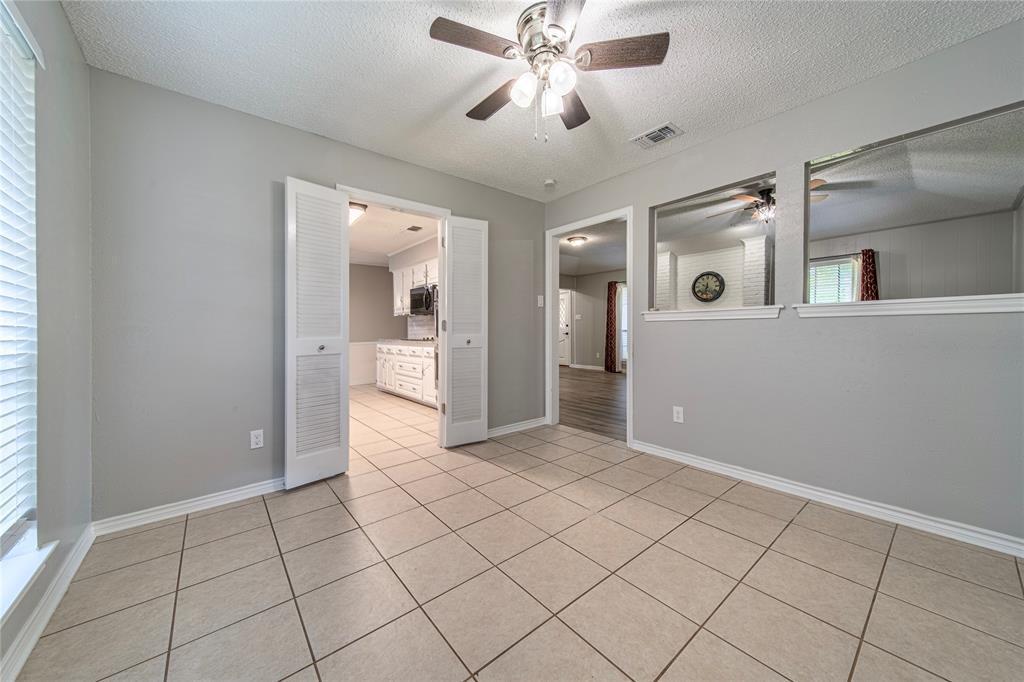 Building Photo - 408 Shoreview Dr