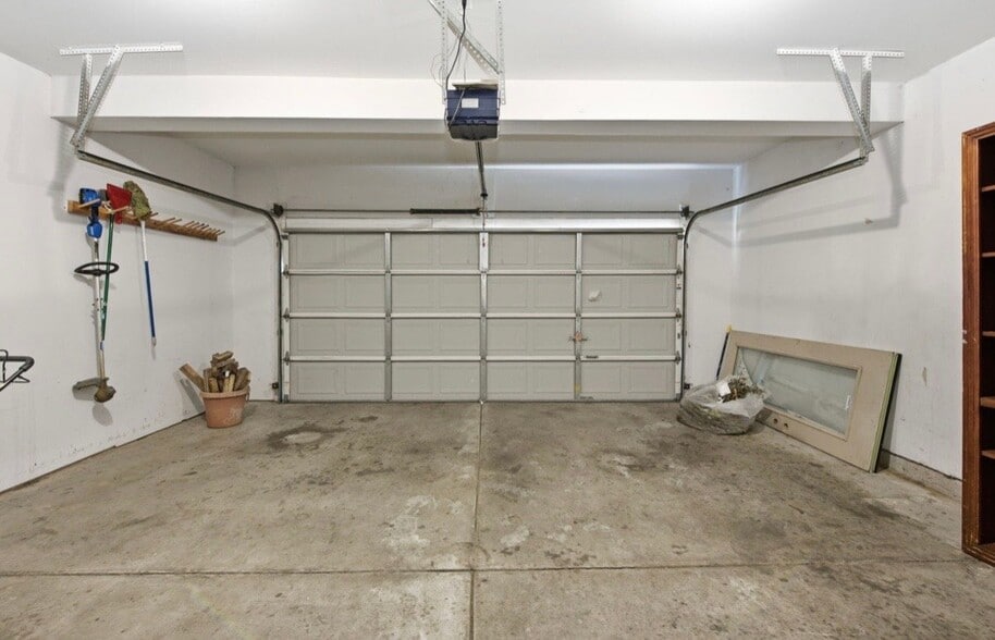 Building Photo - 7649 Tollgate Ct