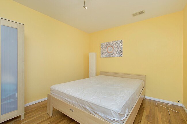 Building Photo - North PB Home, updated interior, just a fe...