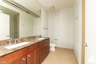 Building Photo - 2 br, 2 bath Condo - 700 N Larrabee St Apt...