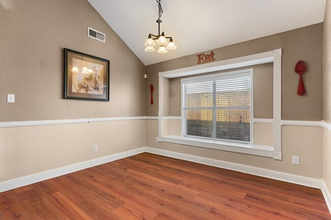 Building Photo - 409 Kathy Ln