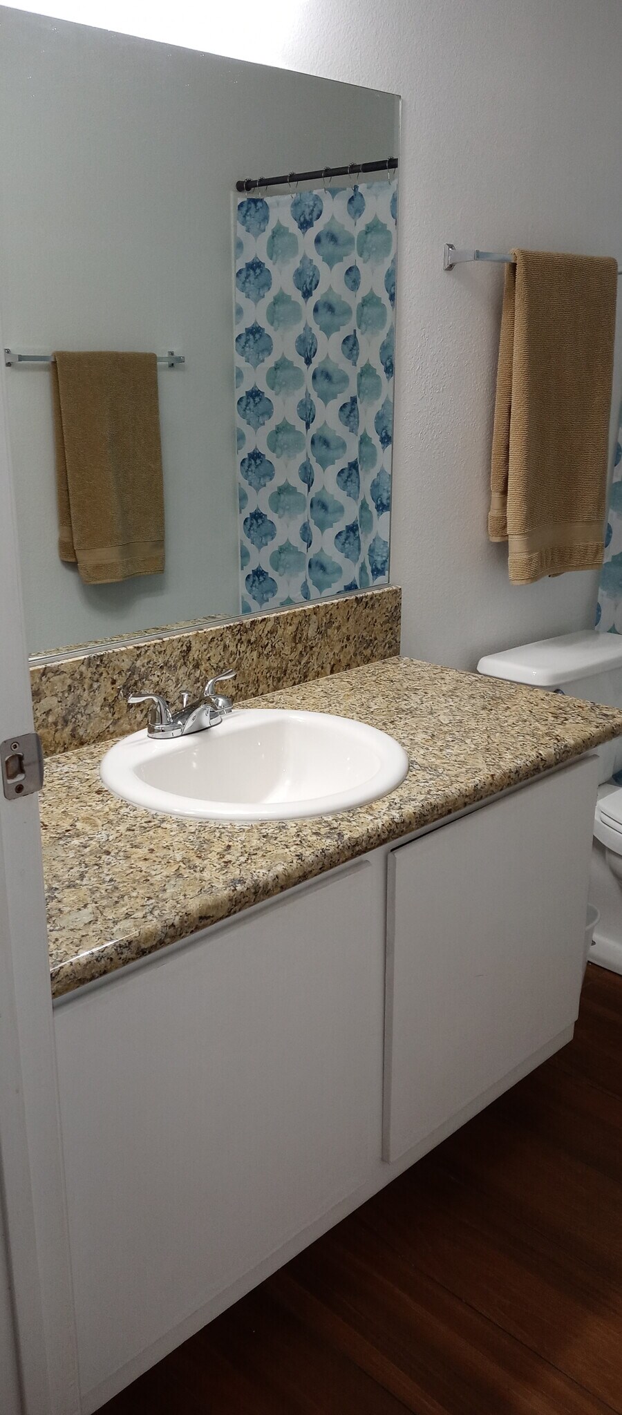 Building Photo - 5151 Pioneer Ave