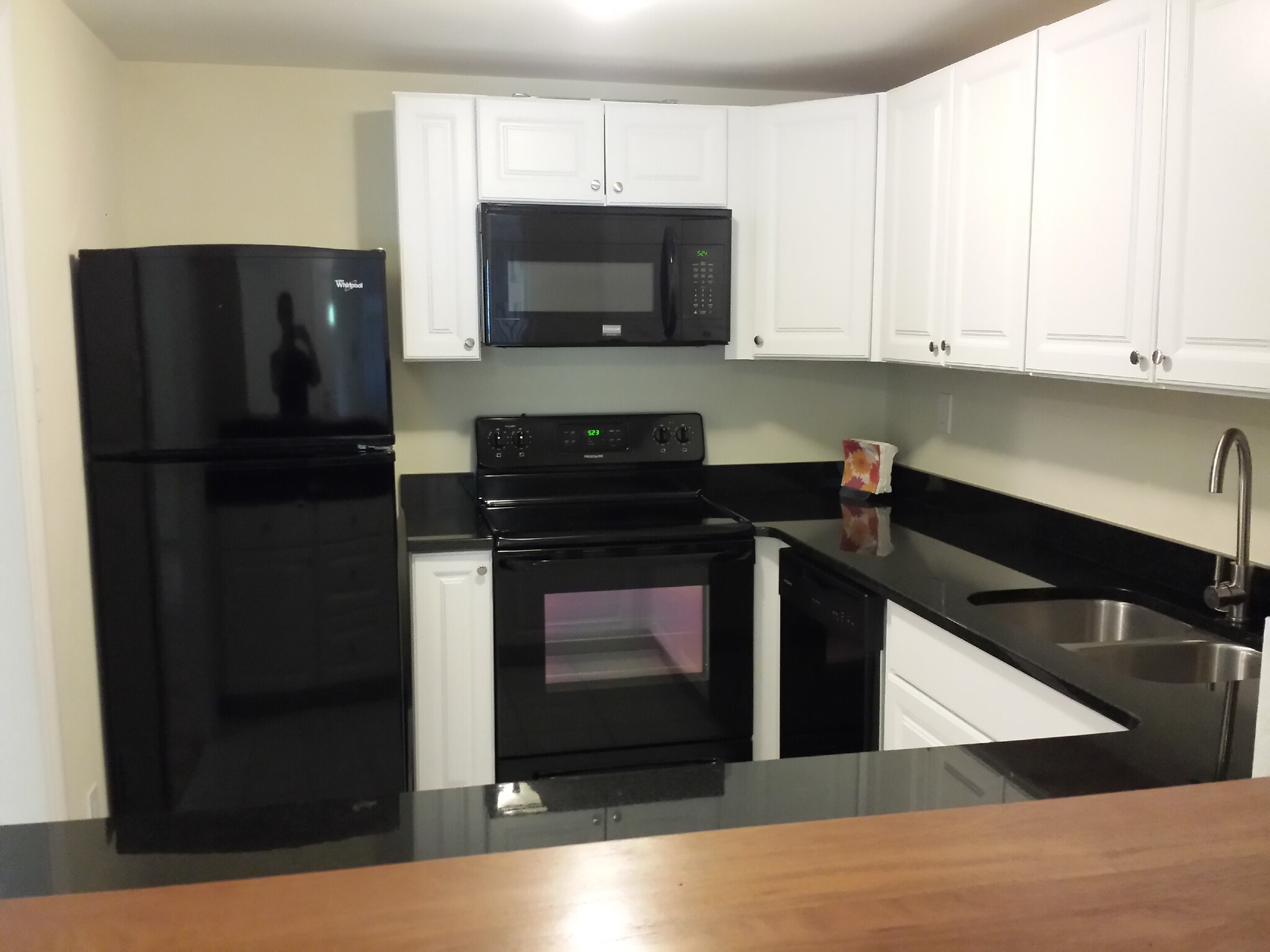 kitchen - 536 Green St