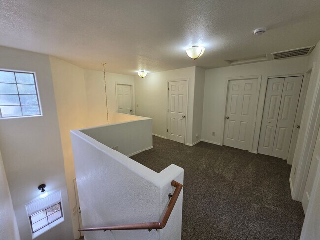 Building Photo - 6452 N Conrad Ln