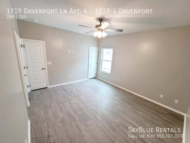 Building Photo - 1719 4th St