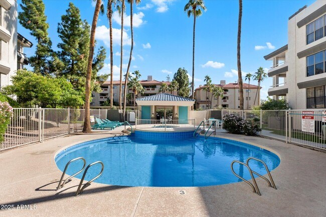 Building Photo - 5132 N 31st Way