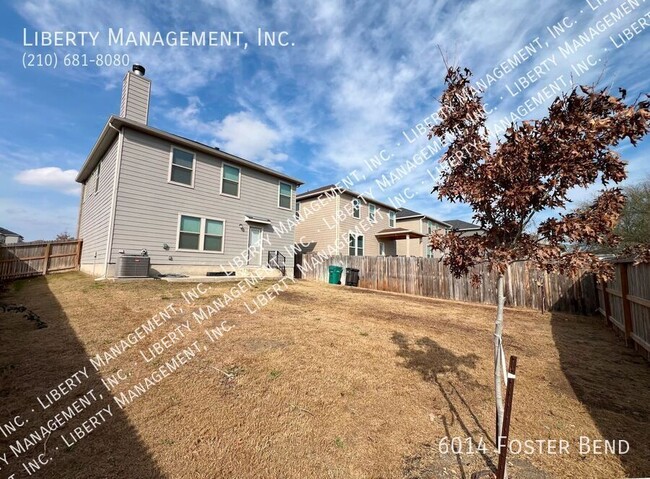 Building Photo - 4 Bed, 3 Bath Home on a Greenbelt