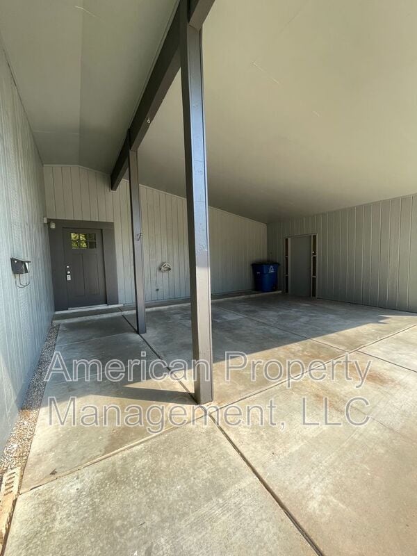 Building Photo - 7217 E 55th Pl