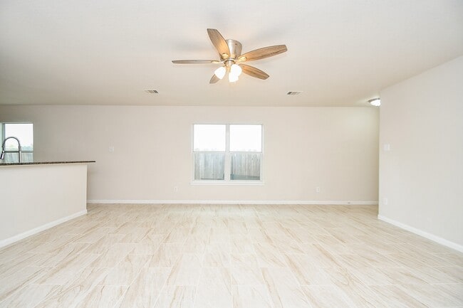 Building Photo - 17119 Hawks Landing Dr
