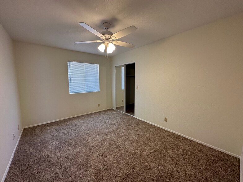 Building Photo - 3036 Ranchero Dr