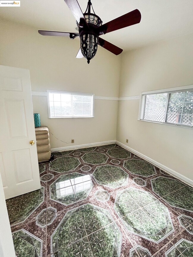 Building Photo - 7442 Hillmont Dr