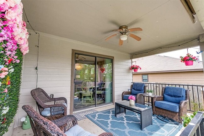 Building Photo - 301 Rummel Dr