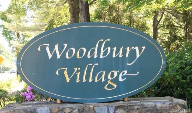 Primary Photo - 7 Village Ln