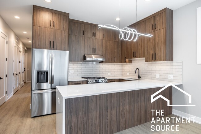 Building Photo - 3738 S Calumet Ave