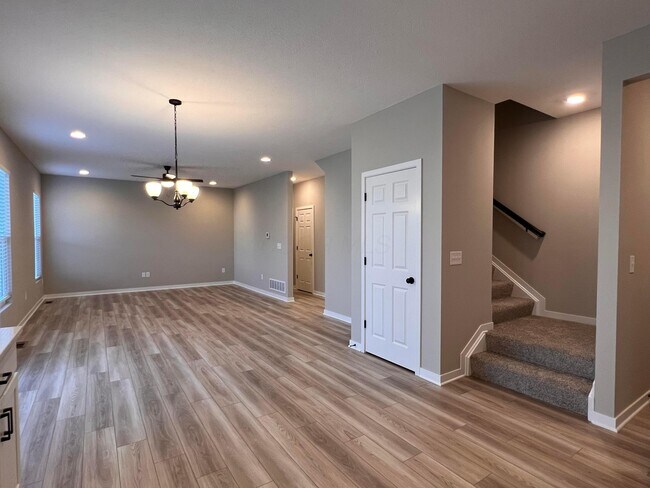 Building Photo - 6213 Boone Dr