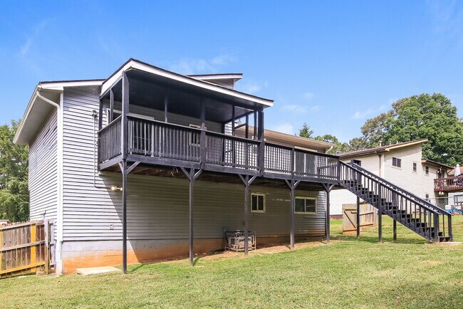 Building Photo - 3833 Chimney Mill Trail