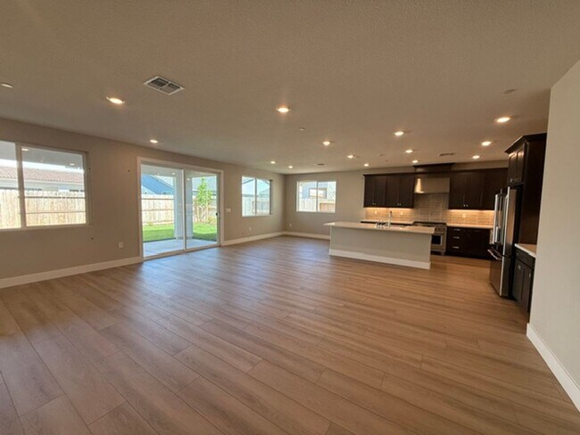 Building Photo - BRAND NEW 3/3.5 +Flex Office!  Absolutely Beautiful!  Please read ad for details!