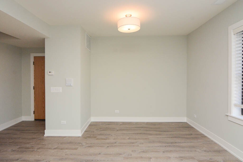 Building Photo - 818 Crain St