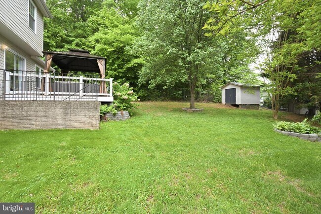 Building Photo - 5710 Ridgedale Dr