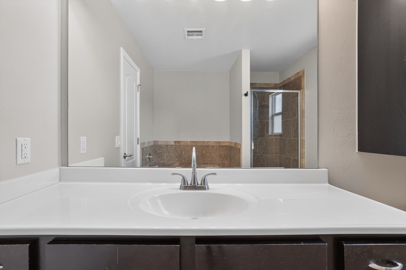 Building Photo - 13113 Camden Dr