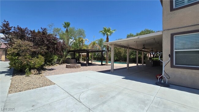 Building Photo - 5536 Breecher Ave
