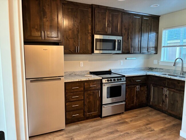 Building Photo - 7861 Houston Lp