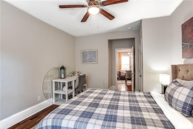 Building Photo - 1158 Donnelly Ave SW