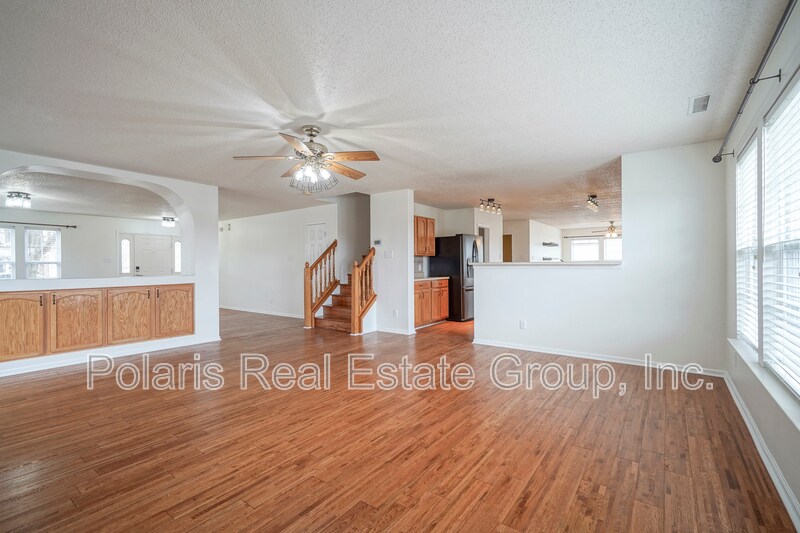 Building Photo - 13239 N Badger Grove Dr